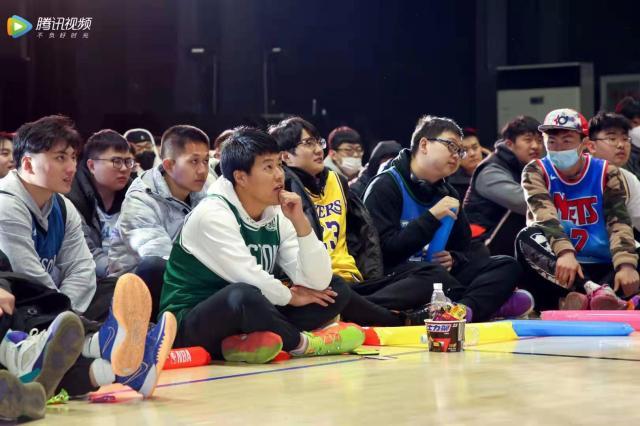 电竞下注-凭热血争“衣”席之地 NBA全明星不只在大屏幕上演